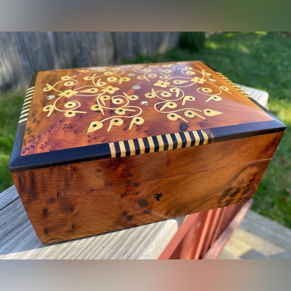 Jewelry Box - Moroccan burl wood Jewelry box - handmade Thuya - Picture 1 of 10